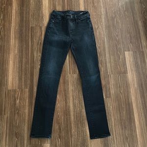 Rinse colored skinny jeans